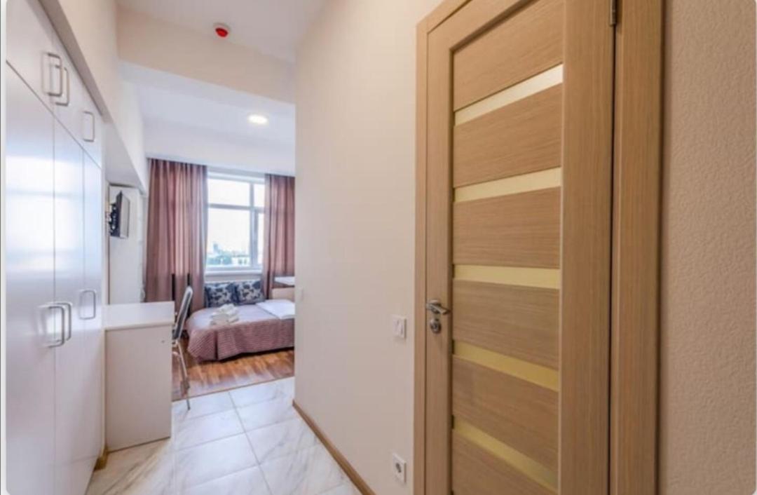 Smart House 11 Apartment Kiev Bagian luar foto