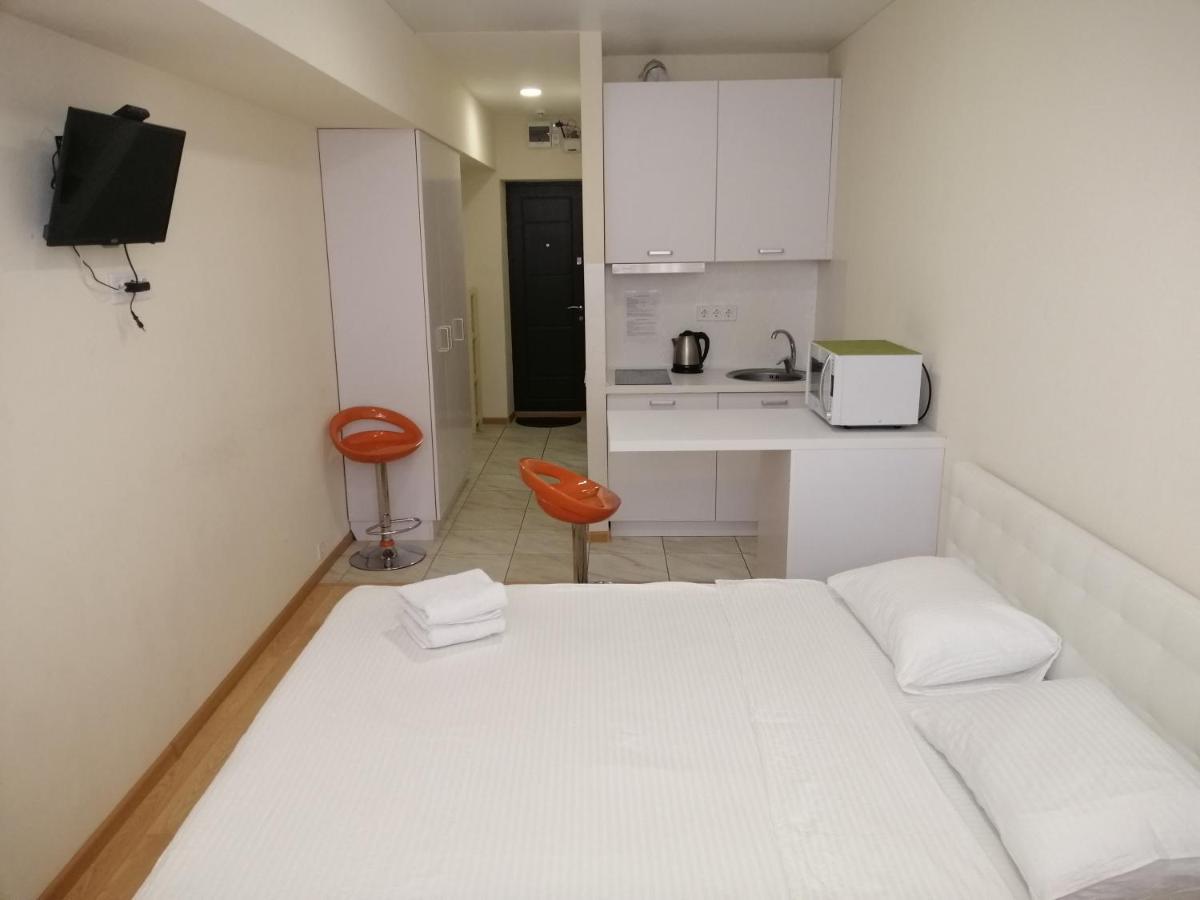 Smart House 11 Apartment Kiev Bagian luar foto